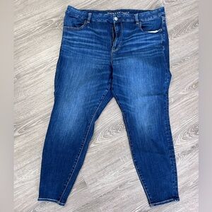 American Eagle Next Level Stretch Curvy Jegging